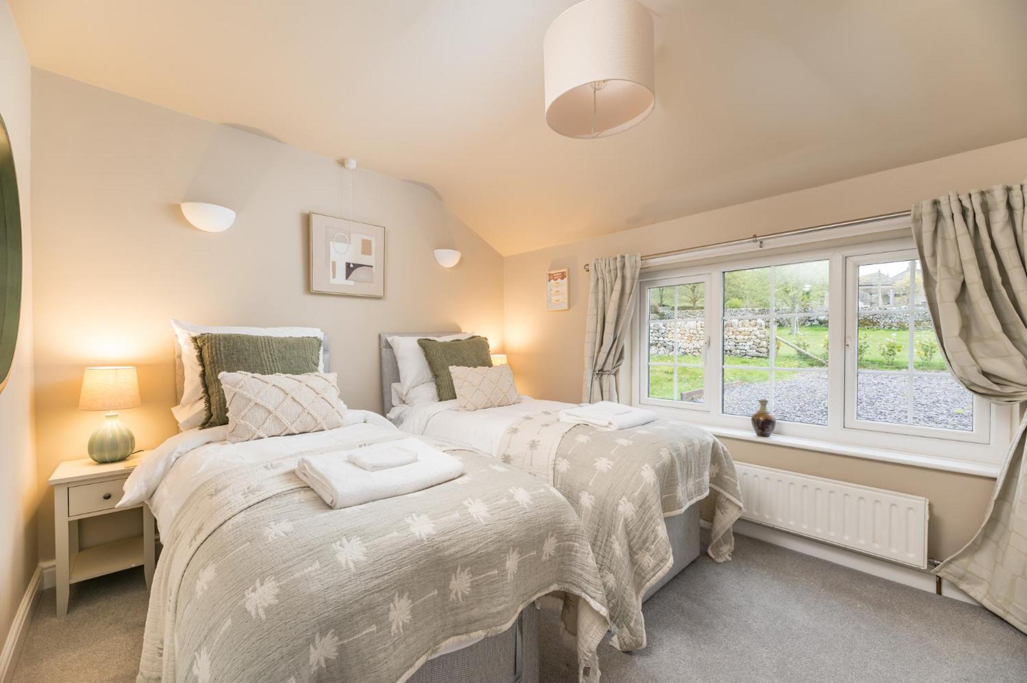 Central Malham, Sleeps 2, Private Hot Tub, Yoga Studio Extérieur photo